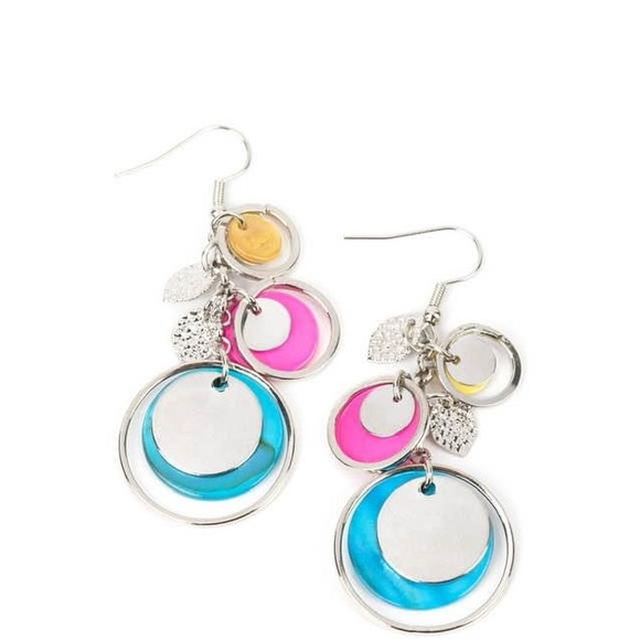 Multi-color earrings - Picture 1 of 1